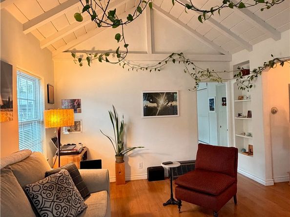 4064 Perlita, Los Angeles CA 90039