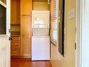 4064 Perlita, Los Angeles CA 90039