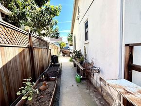 4064 Perlita, Los Angeles CA 90039