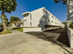 4331 W Sarah Street 10, Burbank CA 91505