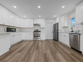 4951 57 Genesee Avenue, San Diego CA 92117