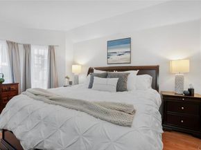 2220 Camino De La Reina 108, San Diego CA 92108