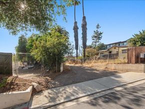 12828 Mapleview St, Lakeside CA 92040