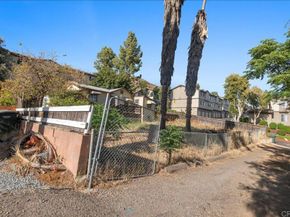 12828 Mapleview St, Lakeside CA 92040