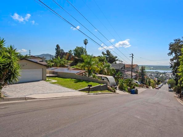 1609 San Miguel Avenue, Spring Valley CA 91977