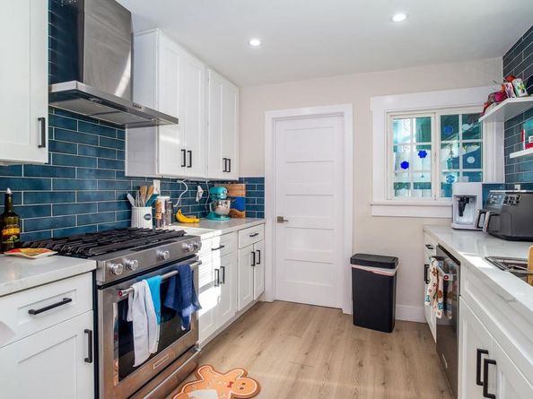 4776 78 Del Monte Avenue, San Diego CA 92107