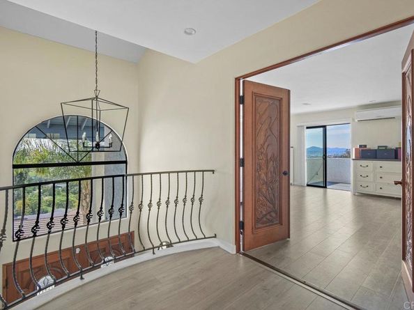 2044 Eula Lane, El Cajon CA 92019