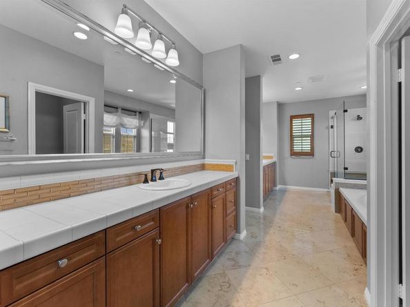 7090 Sitio Corazon, Carlsbad CA 92009