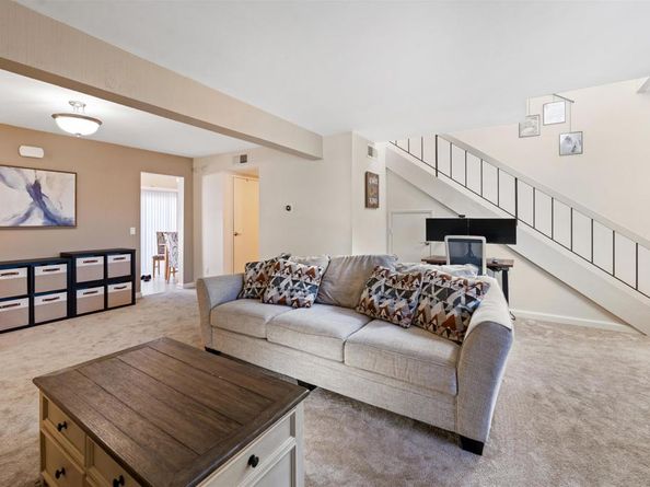 6816 Caminito Montanoso 5, San Diego CA 92119