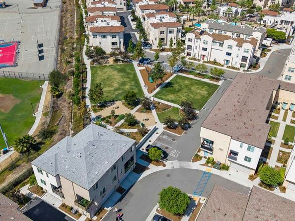 5208 Surfwalk Way 153, San Diego CA 92154
