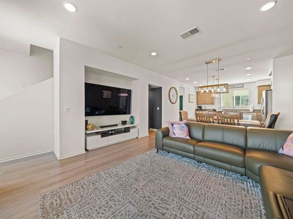 5208 Surfwalk Way 153, San Diego CA 92154