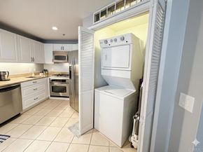 1608 India Street 208, San Diego CA 92101