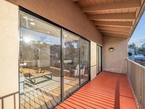 2360 Hosp Way 331, Carlsbad CA 92008