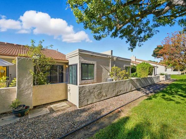 18023 Avenida Alozdra, San Diego CA 92128