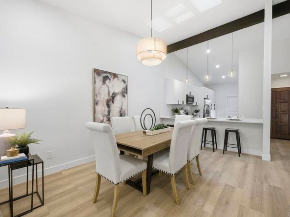 18023 Avenida Alozdra, San Diego CA 92128