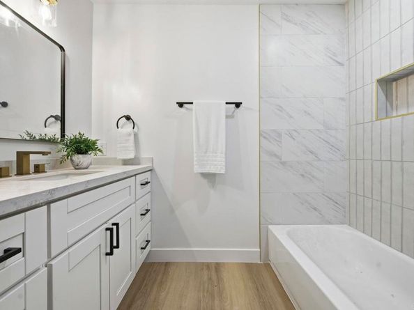 18023 Avenida Alozdra, San Diego CA 92128