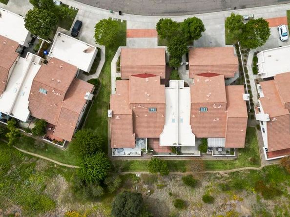 18023 Avenida Alozdra, San Diego CA 92128