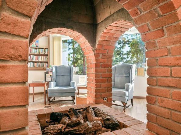 18023 Avenida Alozdra, San Diego CA 92128