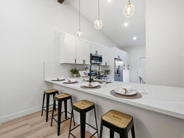 18023 Avenida Alozdra, San Diego CA 92128