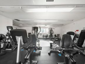 18023 Avenida Alozdra, San Diego CA 92128