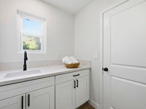 18023 Avenida Alozdra, San Diego CA 92128