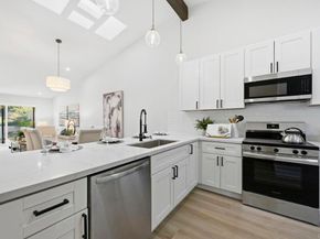 18023 Avenida Alozdra, San Diego CA 92128