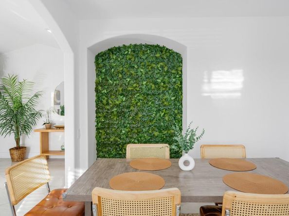 112 Encanto Drive, Escondido CA 92027