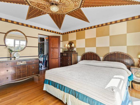 5036 Litchfield Road, San Diego CA 92116