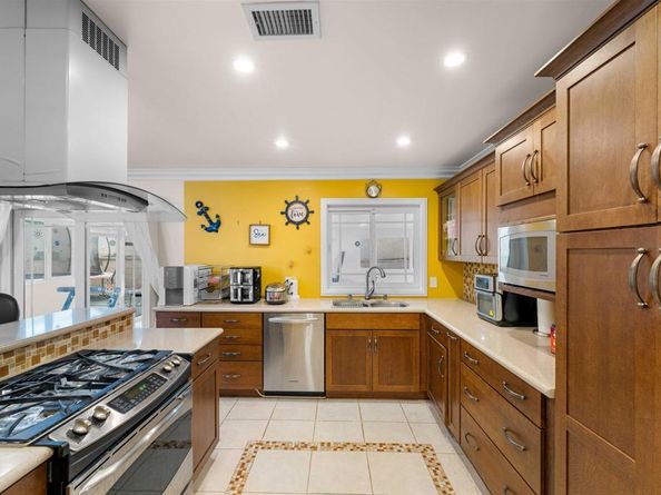 19020 Leslie Ln, Rowland Heights CA 91748