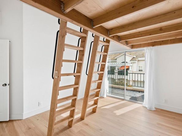 7215 Calabria Ct 74, San Diego CA 92122