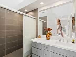 7215 Calabria Ct 74, San Diego CA 92122