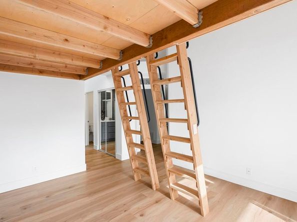 7215 Calabria Ct 74, San Diego CA 92122