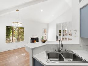 7215 Calabria Ct 74, San Diego CA 92122