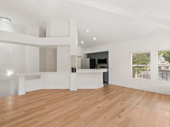 7215 Calabria Ct 74, San Diego CA 92122