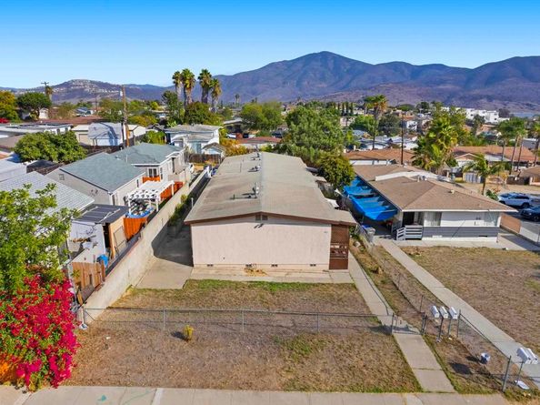 447 Grand Avenue, Spring Valley CA 91977