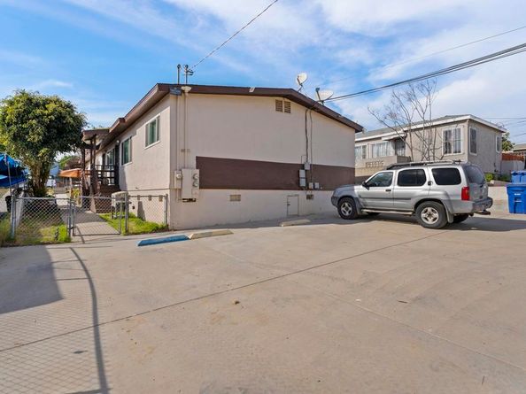 447 Grand Avenue, Spring Valley CA 91977