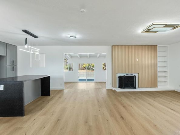 8868 Gowdy Avenue, San Diego CA 92123