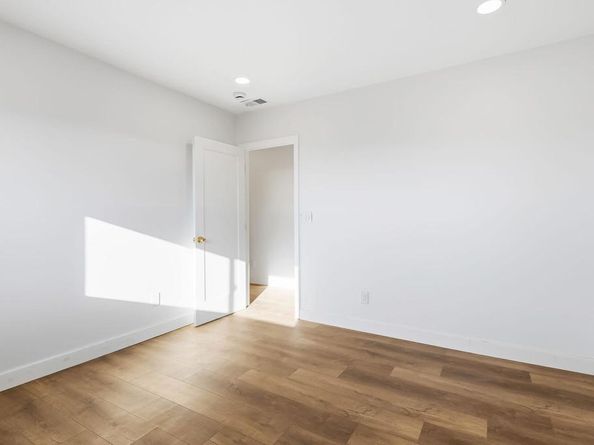 5700 Alta Vista Avenue, San Diego CA 92114