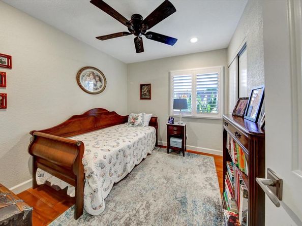 595 Hampshire Lane, Chula Vista CA 91911