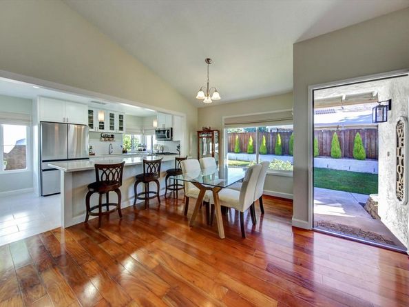 595 Hampshire Lane, Chula Vista CA 91911