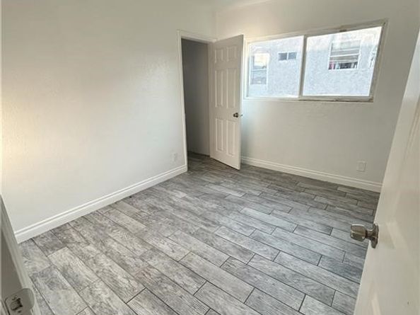 229 W 70th, Los Angeles CA 90003