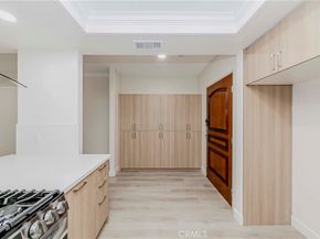 1138 S Serrano Avenue 102, Los Angeles CA 90006