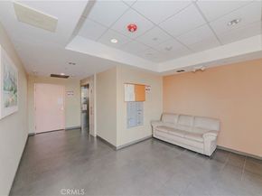 1138 S Serrano Avenue 102, Los Angeles CA 90006