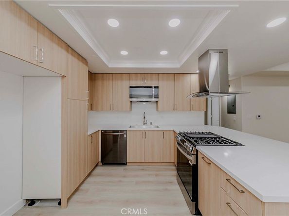 1138 S Serrano Avenue 102, Los Angeles CA 90006