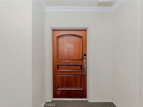 1138 S Serrano Avenue 102, Los Angeles CA 90006