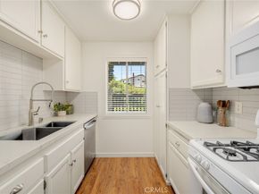 25805 Marguerite B102, Mission Viejo CA 92692