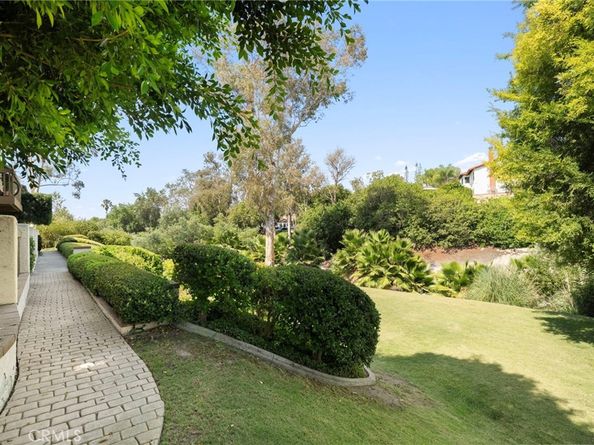 25805 Marguerite B102, Mission Viejo CA 92692