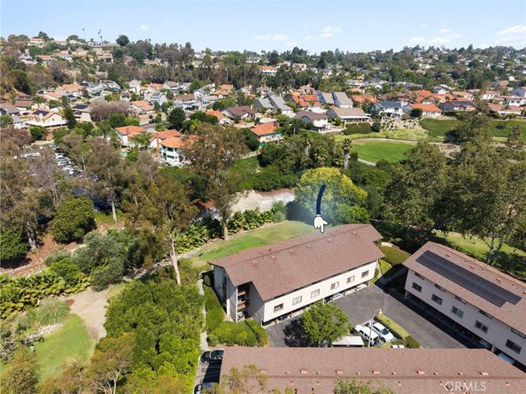 25805 Marguerite B102, Mission Viejo CA 92692