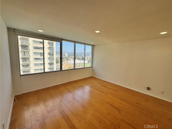 2170 Century Park East 1004S, Los Angeles CA 90067