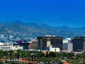 2170 Century Park East 1004S, Los Angeles CA 90067